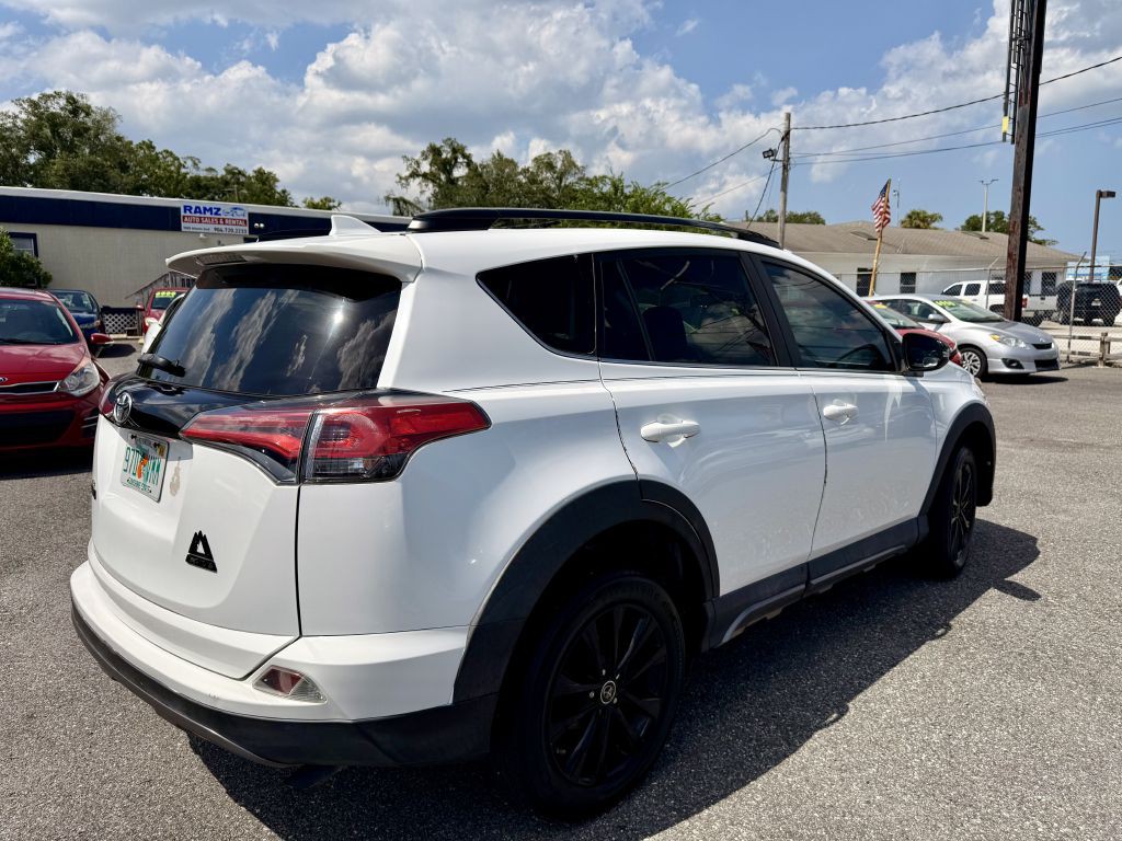 2018 Toyota Rav4 Image 4