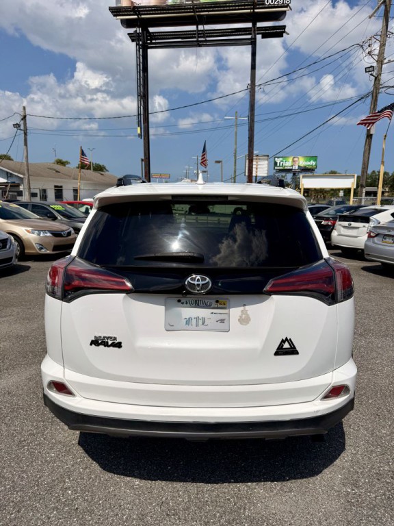 2018 Toyota Rav4 Image 8
