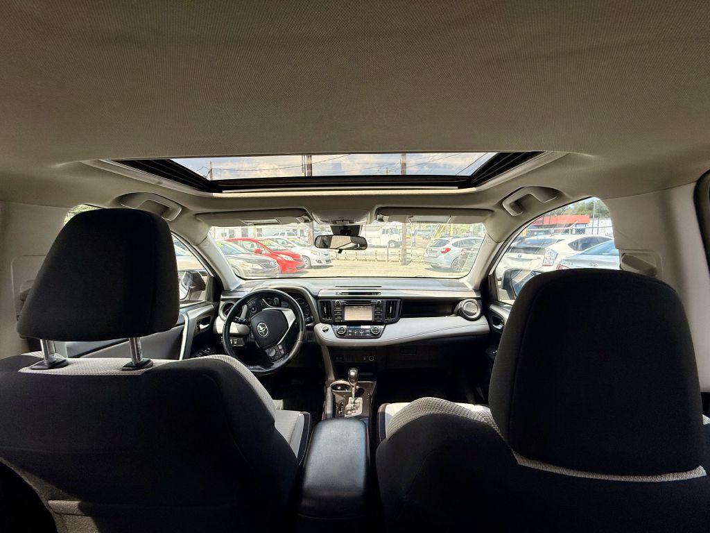 2018 Toyota Rav4 Image 12
