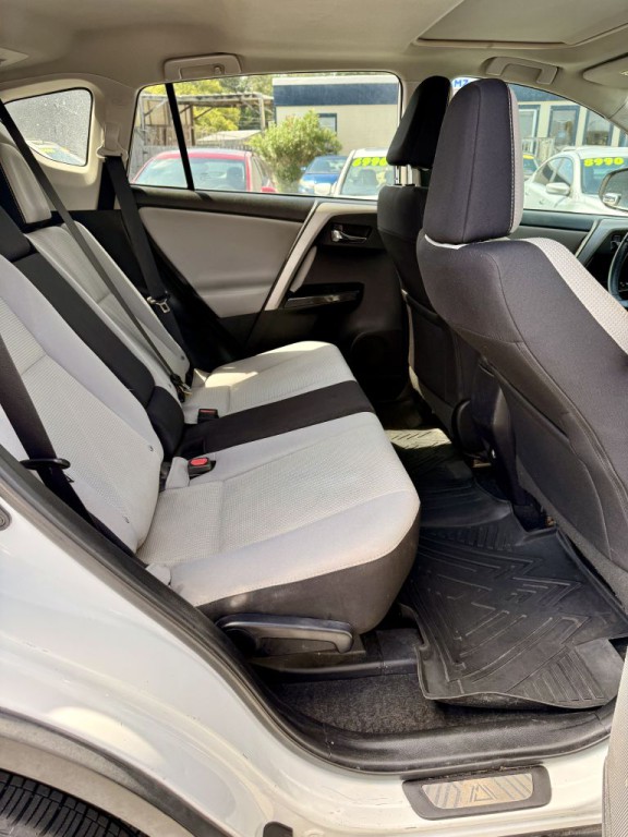 2018 Toyota Rav4 Image 15