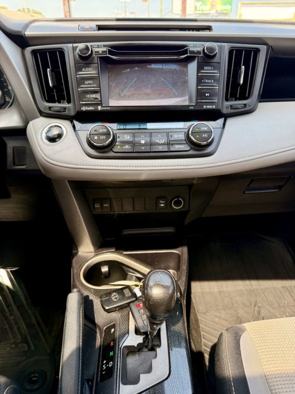 2018 Toyota Rav4 Image 18