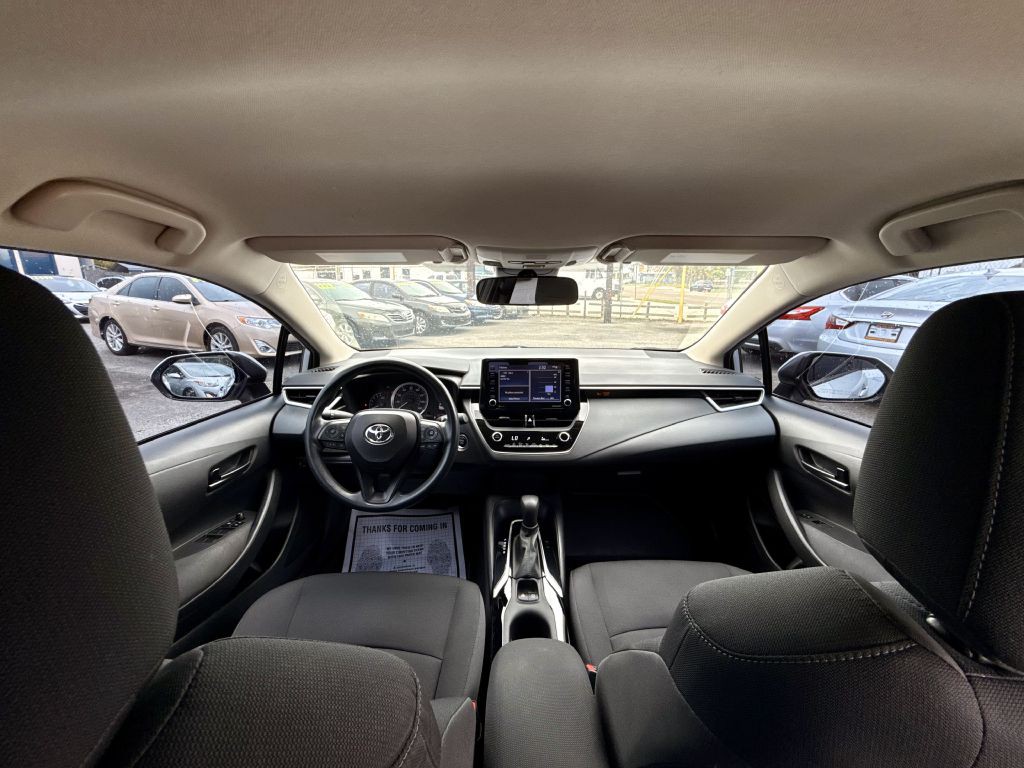 2022 Toyota Corolla Image 18