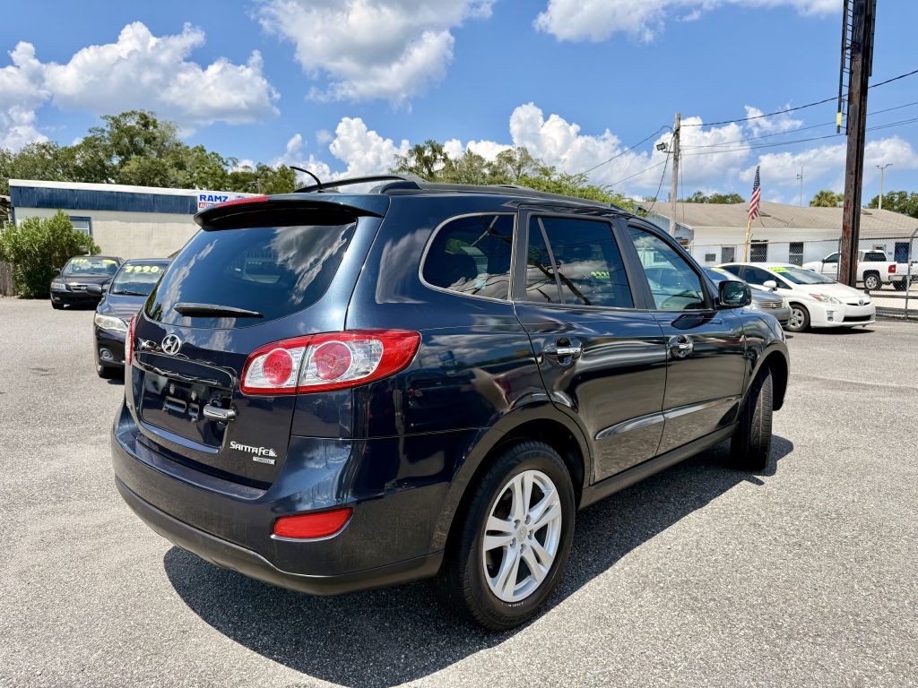 2011 Hyundai Santa Fe Image 4