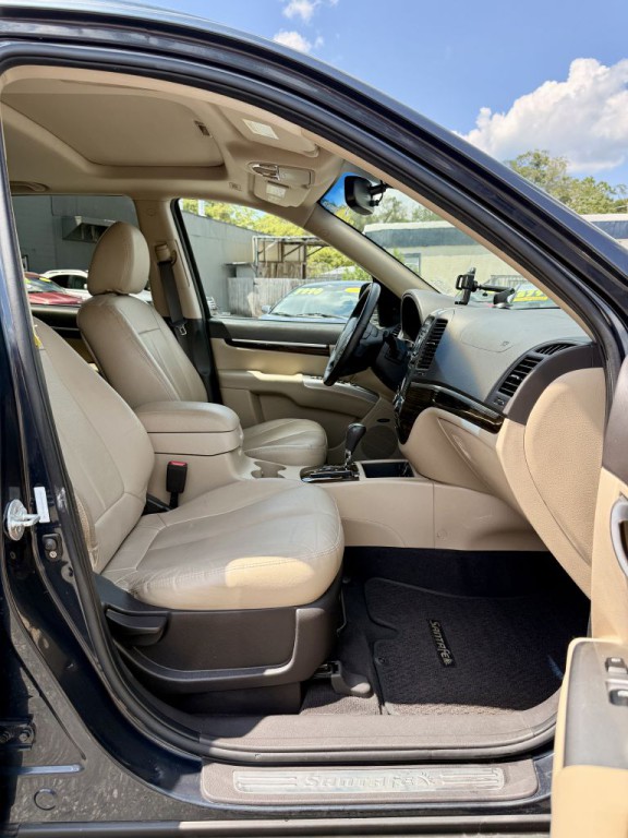 2011 Hyundai Santa Fe Image 15