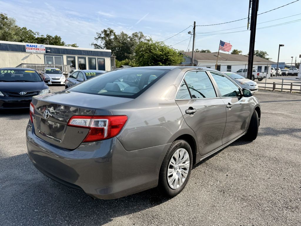 2012 Toyota Camry Image 4