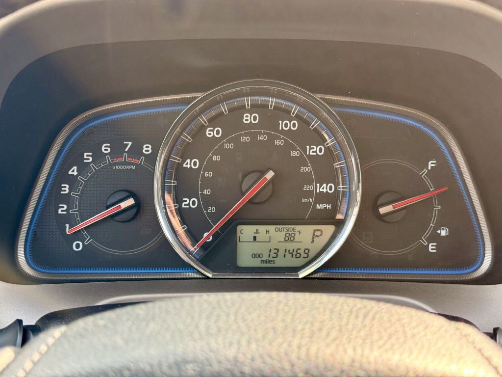 2013 Toyota Rav4 Image 12