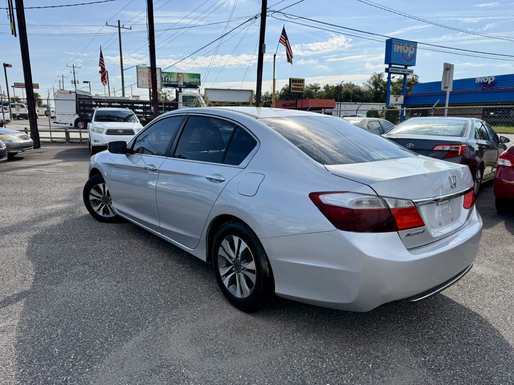 2013 Honda Accord Image 4