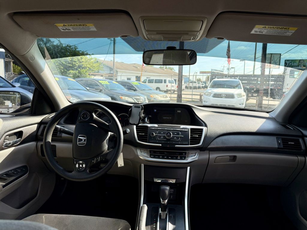 2013 Honda Accord Image 12