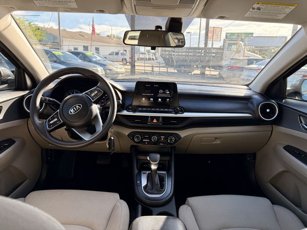 2021 Kia Forte Image 11