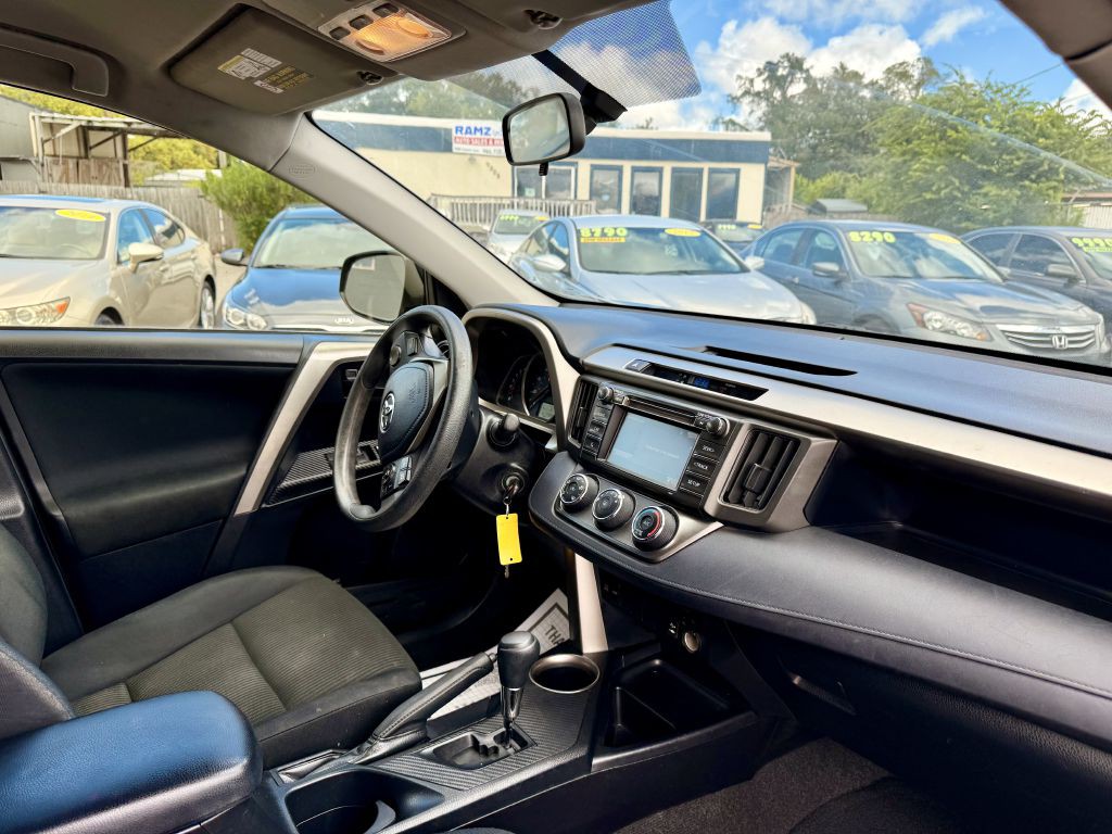 2015 Toyota Rav4 Image 10