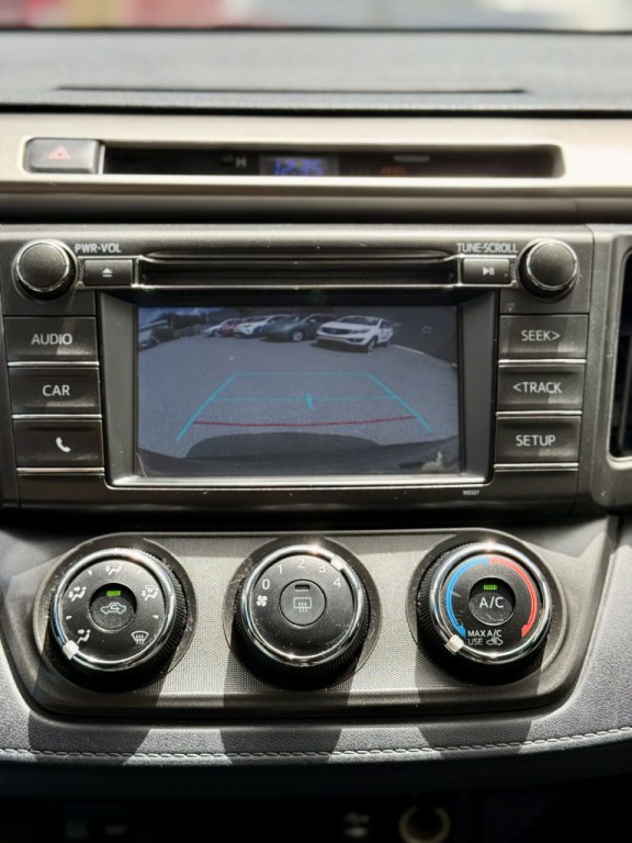 2015 Toyota Rav4 Image 16