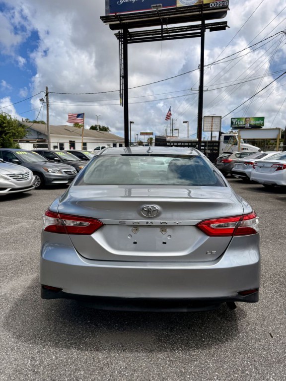 2019 Toyota Camry Image 5