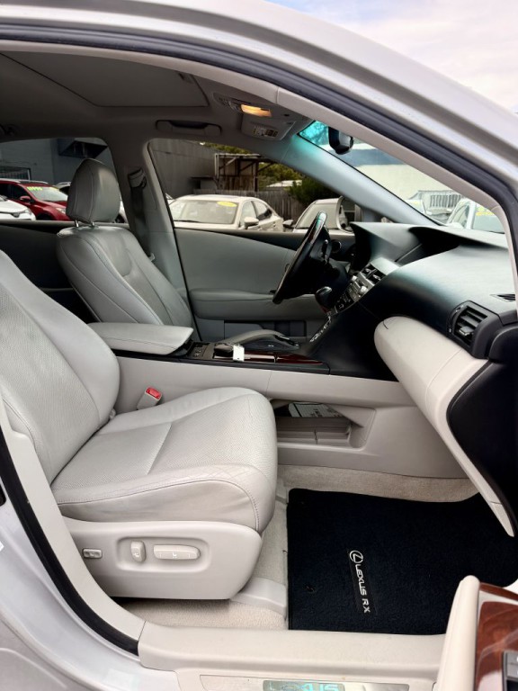 2012 Lexus RX Image 11