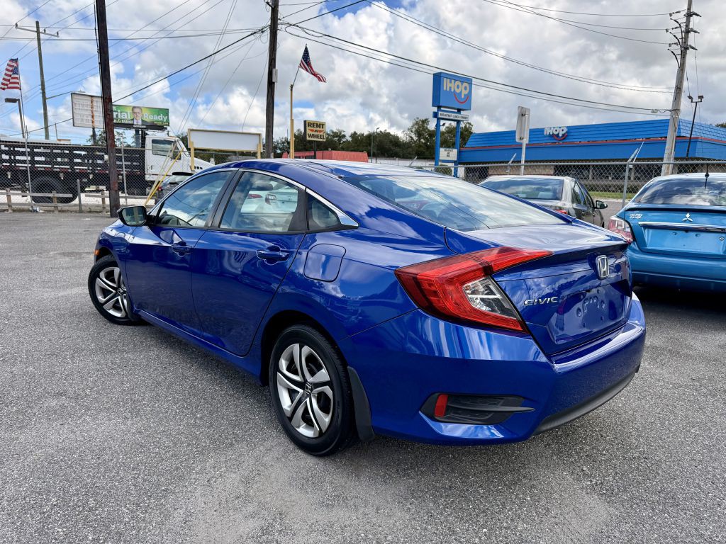 2017 Honda Civic Image 4