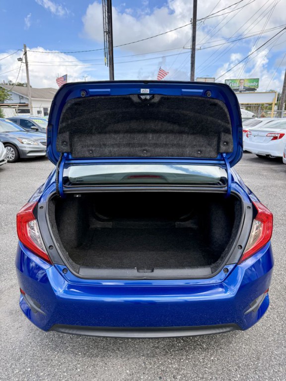 2017 Honda Civic Image 10
