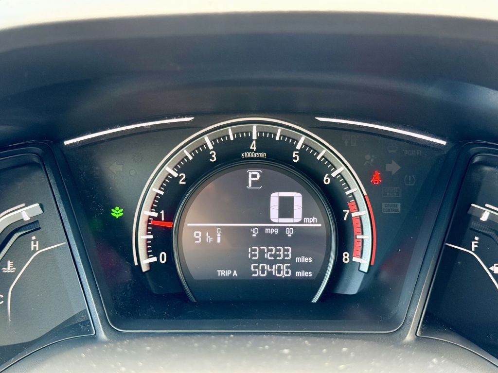 2017 Honda Civic Image 11