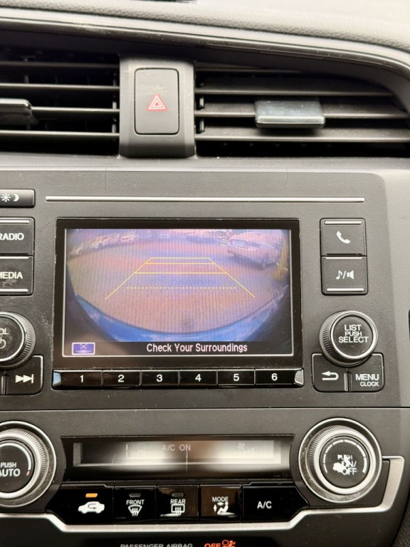 2017 Honda Civic Image 17