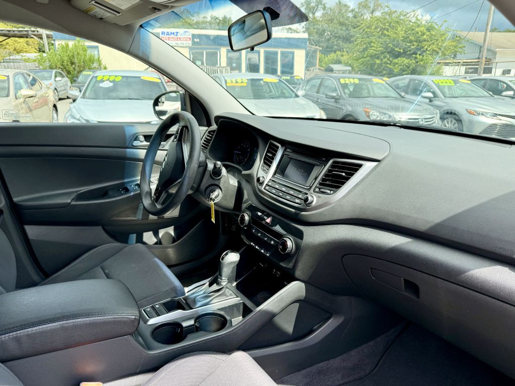 2017 Hyundai Tucson Image 13