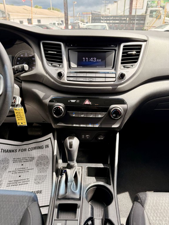 2017 Hyundai Tucson Image 16