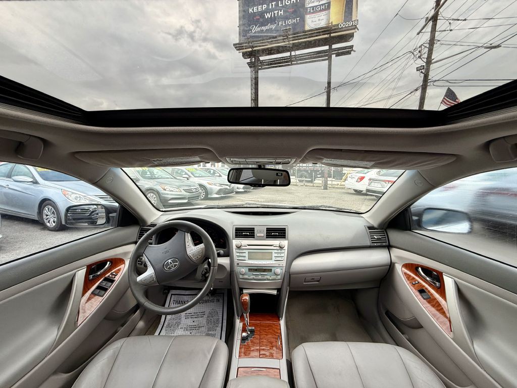 2009 Toyota Camry Image 11