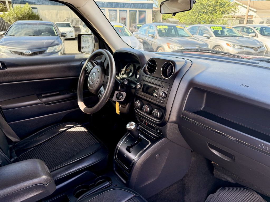 2015 Jeep Patriot Image 10
