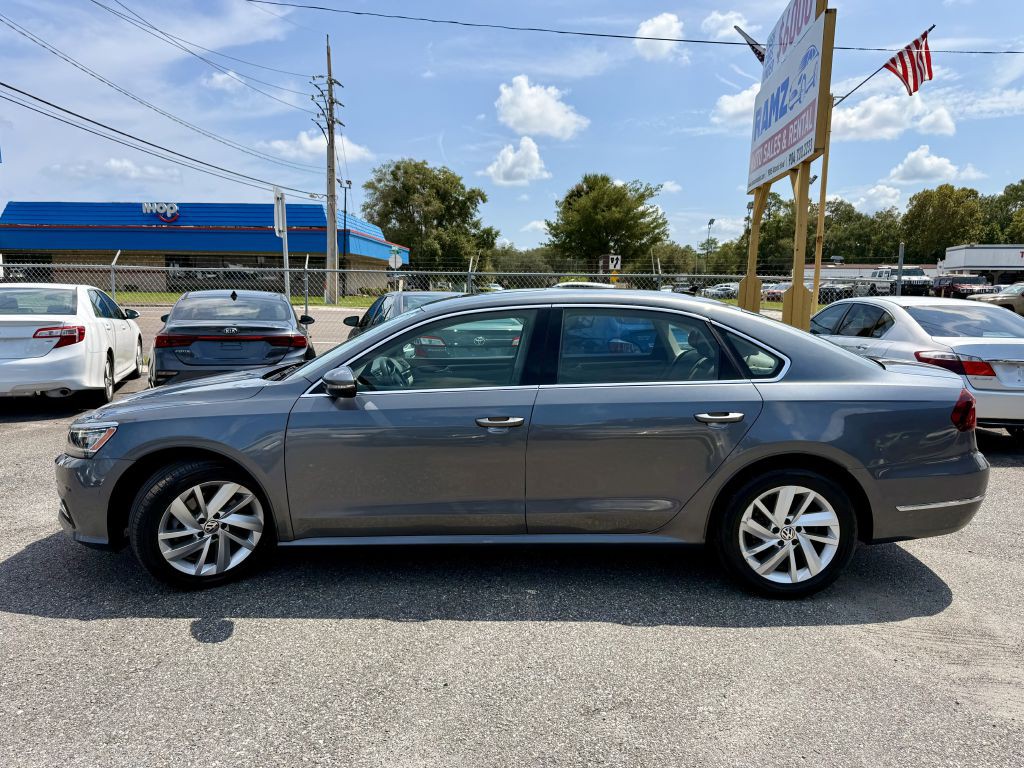 2018 Volkswagen Passat Image 3