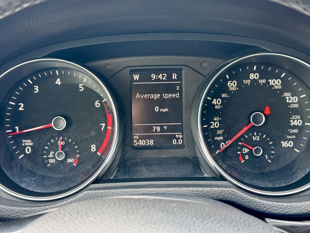 2018 Volkswagen Passat Image 10