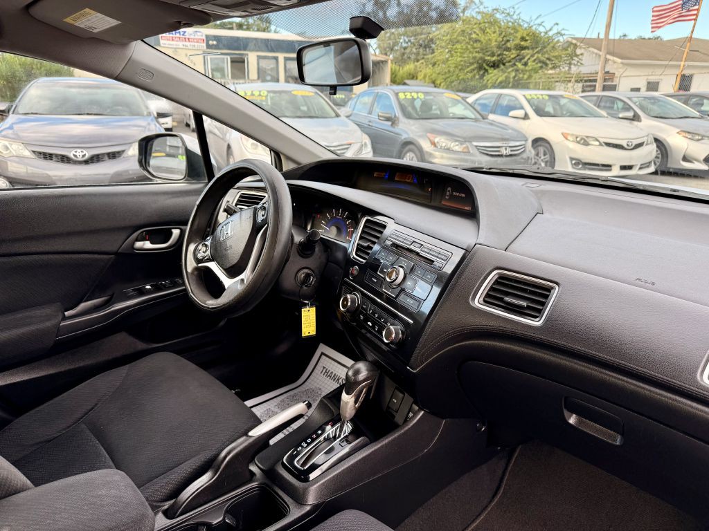 2013 Honda Civic Image 15