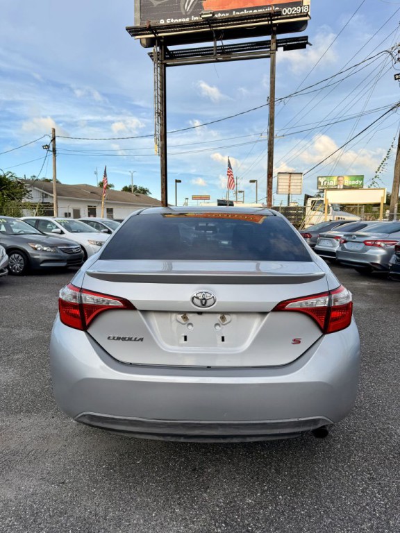2016 Toyota Corolla Image 9