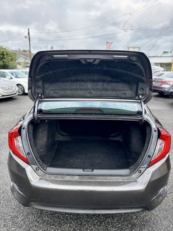 2018 Honda Civic Image 10