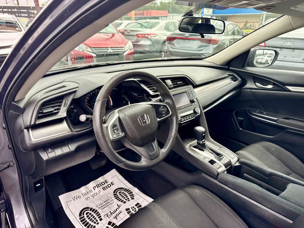 2018 Honda Civic Image 13