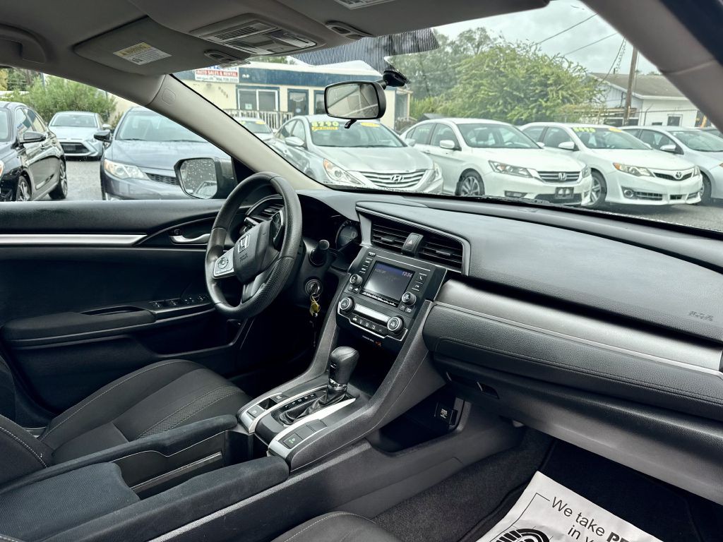 2018 Honda Civic Image 16