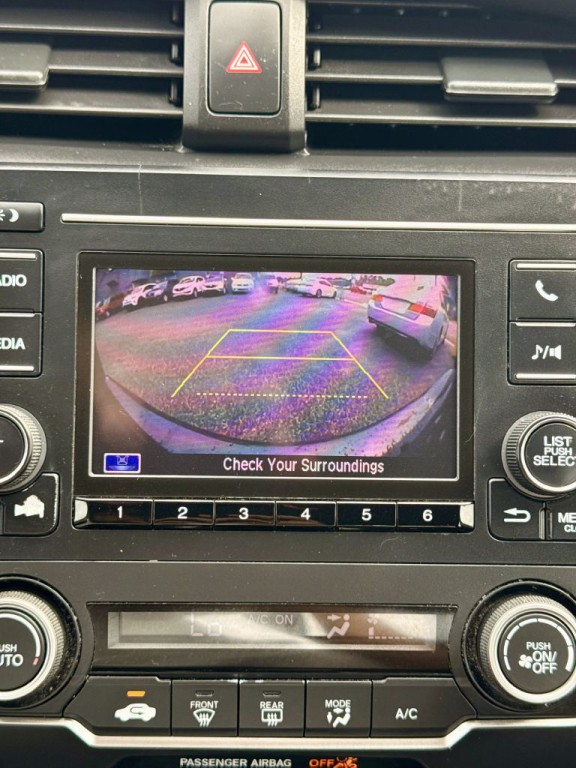 2018 Honda Civic Image 18