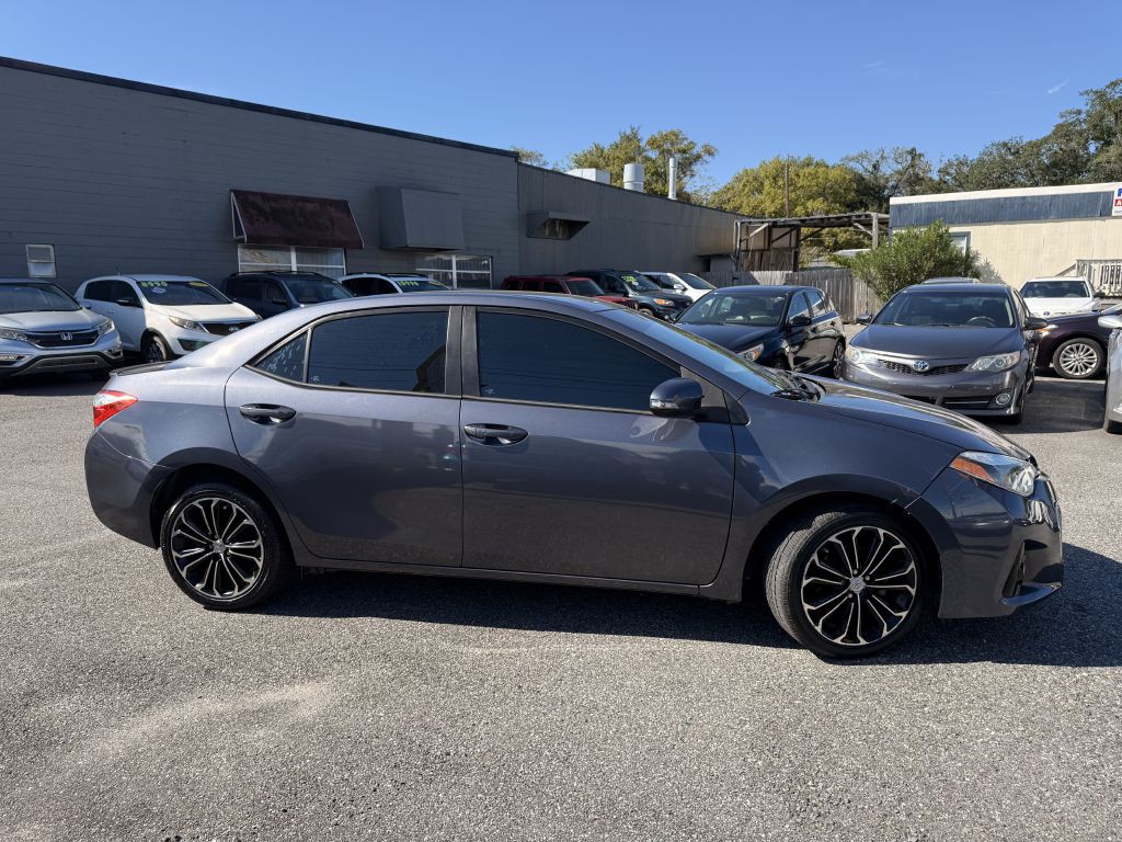 2015 Toyota Corolla Image 7