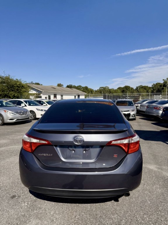2015 Toyota Corolla Image 9
