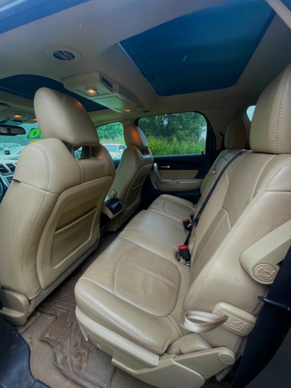 2012 GMC Acadia Image 9
