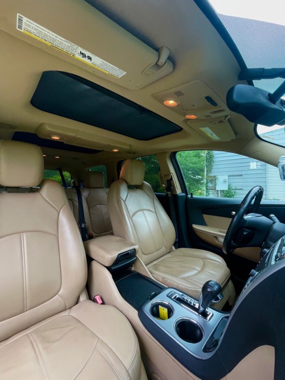 2012 GMC Acadia Image 10