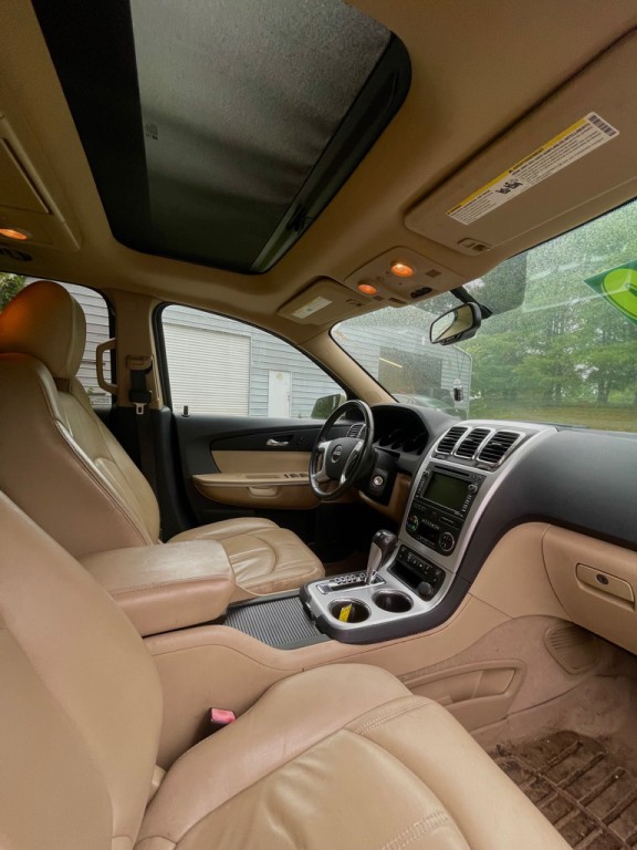 2012 GMC Acadia Image 11