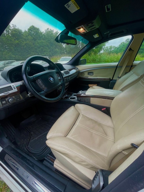 2008 BMW 7 Series Image 8