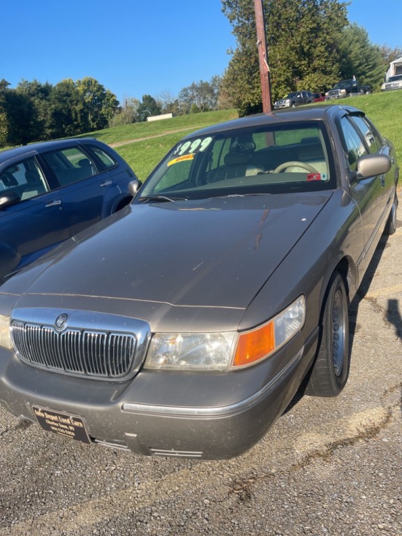 2002 Mercury Grand Marquis Image 2