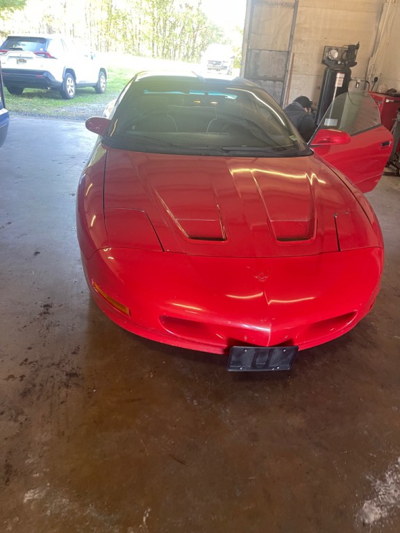 1995 Pontiac Firebird Image 3