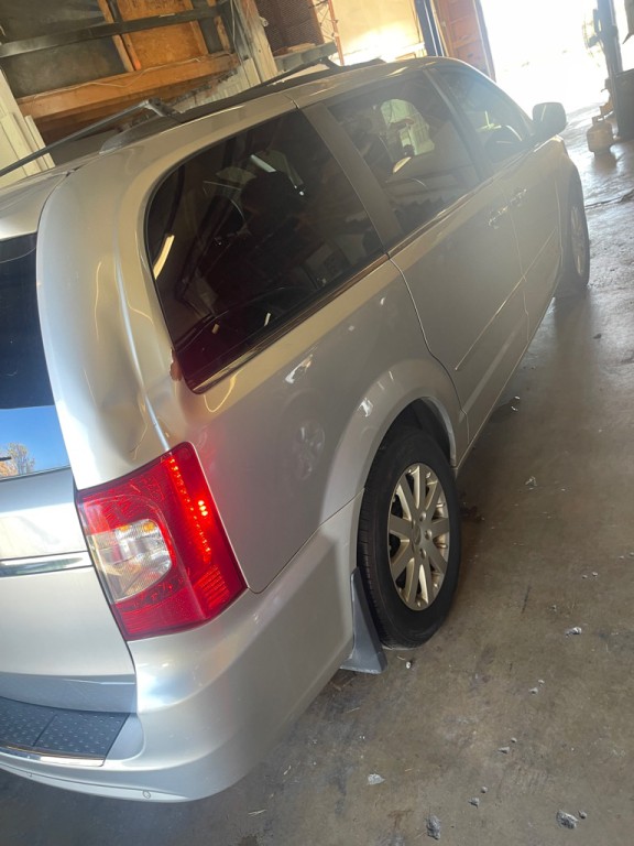 2014 Nissan Quest Image 9