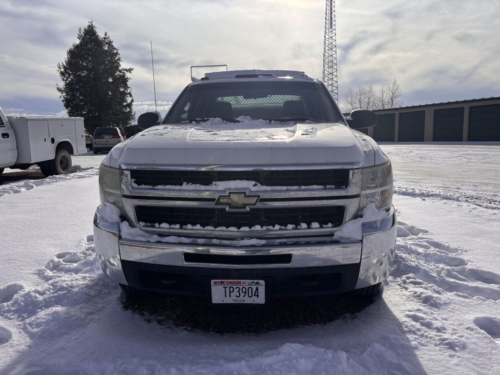 2008 Chevrolet Silverado 1500 Image 2