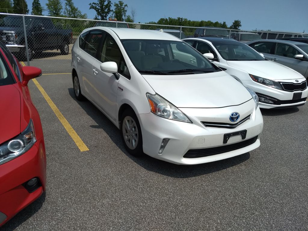 2012 Toyota Prius Image 3