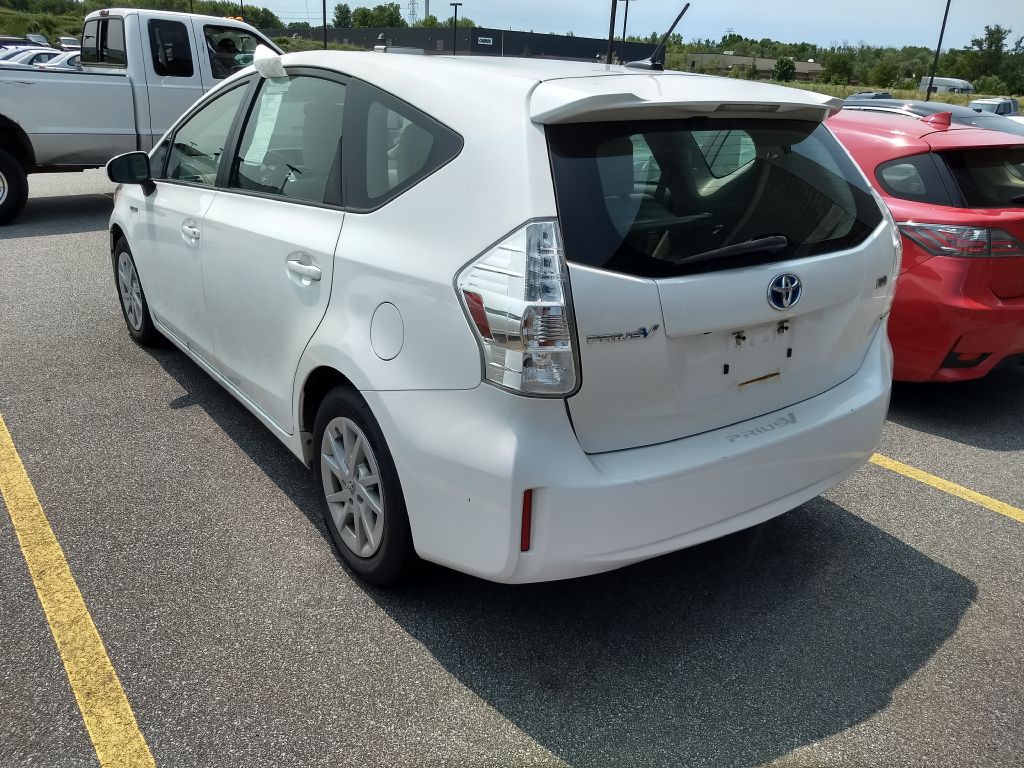 2012 Toyota Prius Image 5