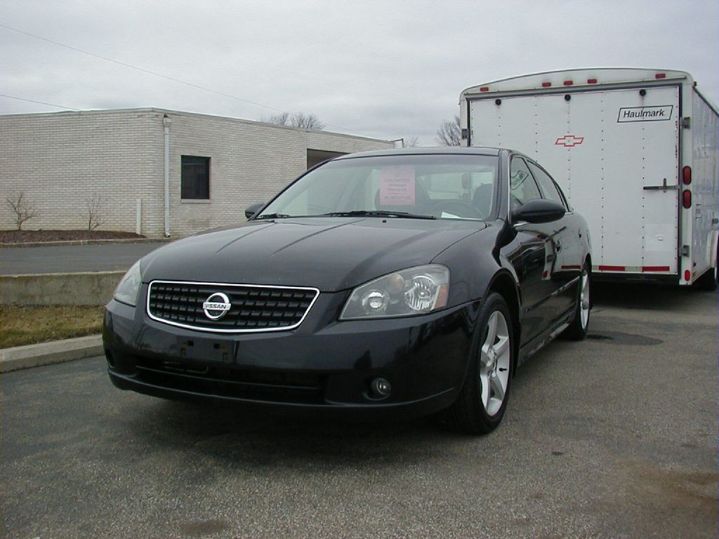 2005 Nissan Altima Image 3