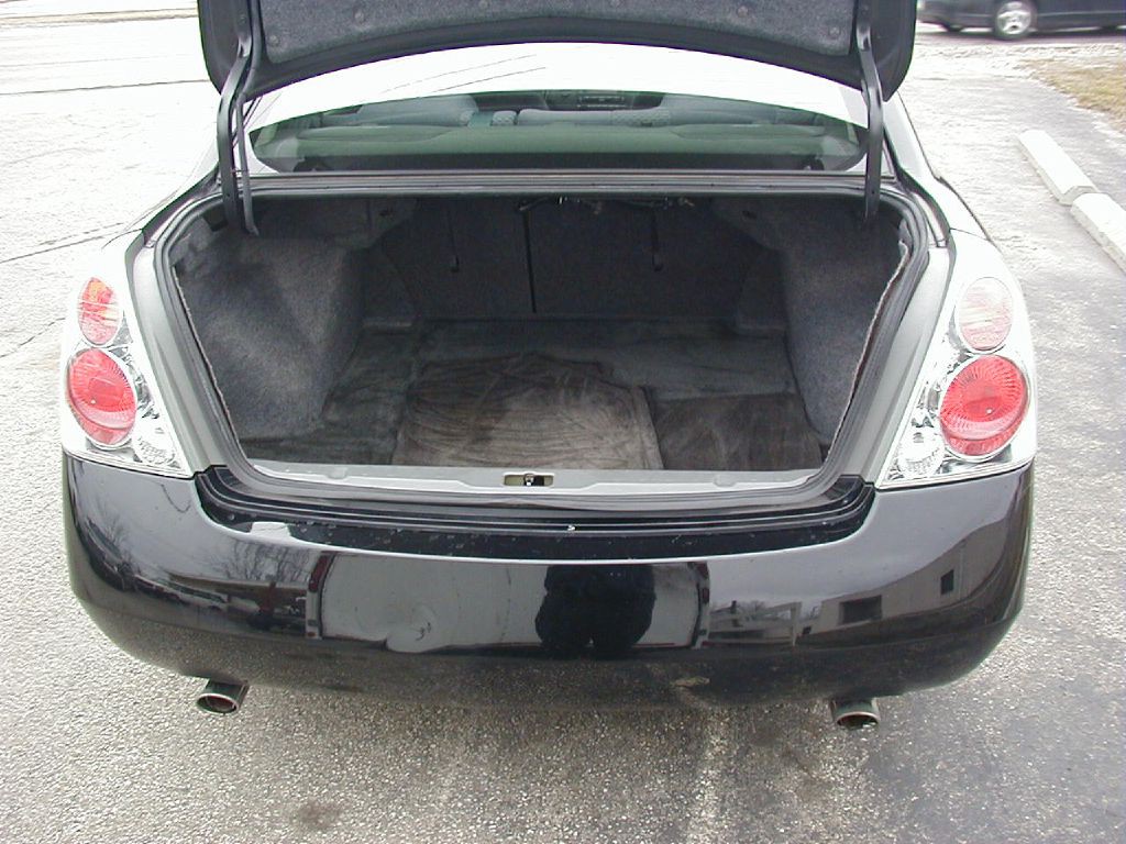 2005 Nissan Altima Image 10