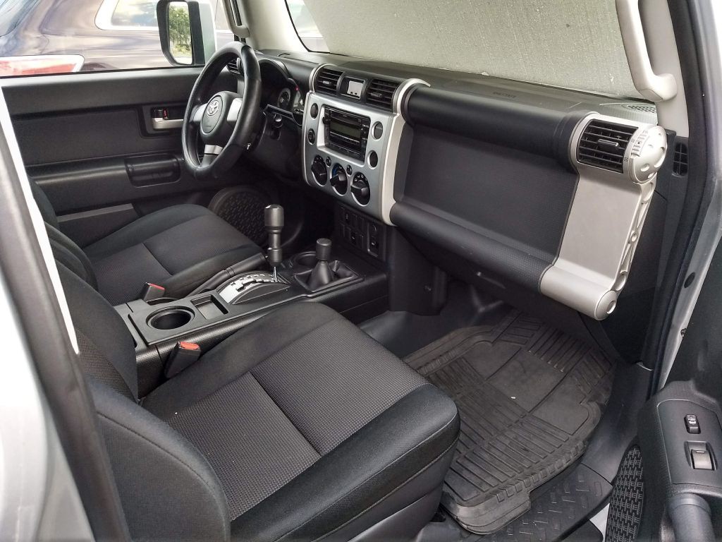 2007 Toyota FJ Cruiser Image 6