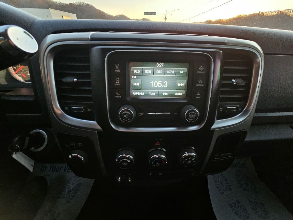 2016 RAM 2500 Image 12