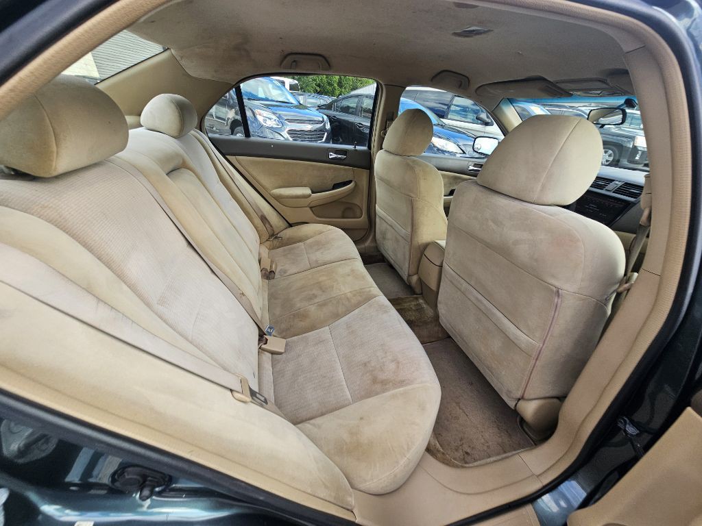 2004 Honda Accord Image 11